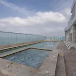 Laurhomes Laguito Floor 33, 3HBT