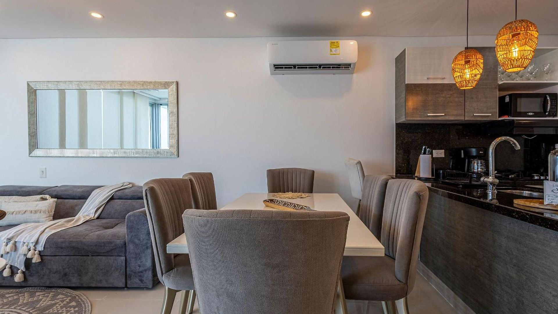 Apartamento Laurhomes Laguito Floor 33, 3hbt
