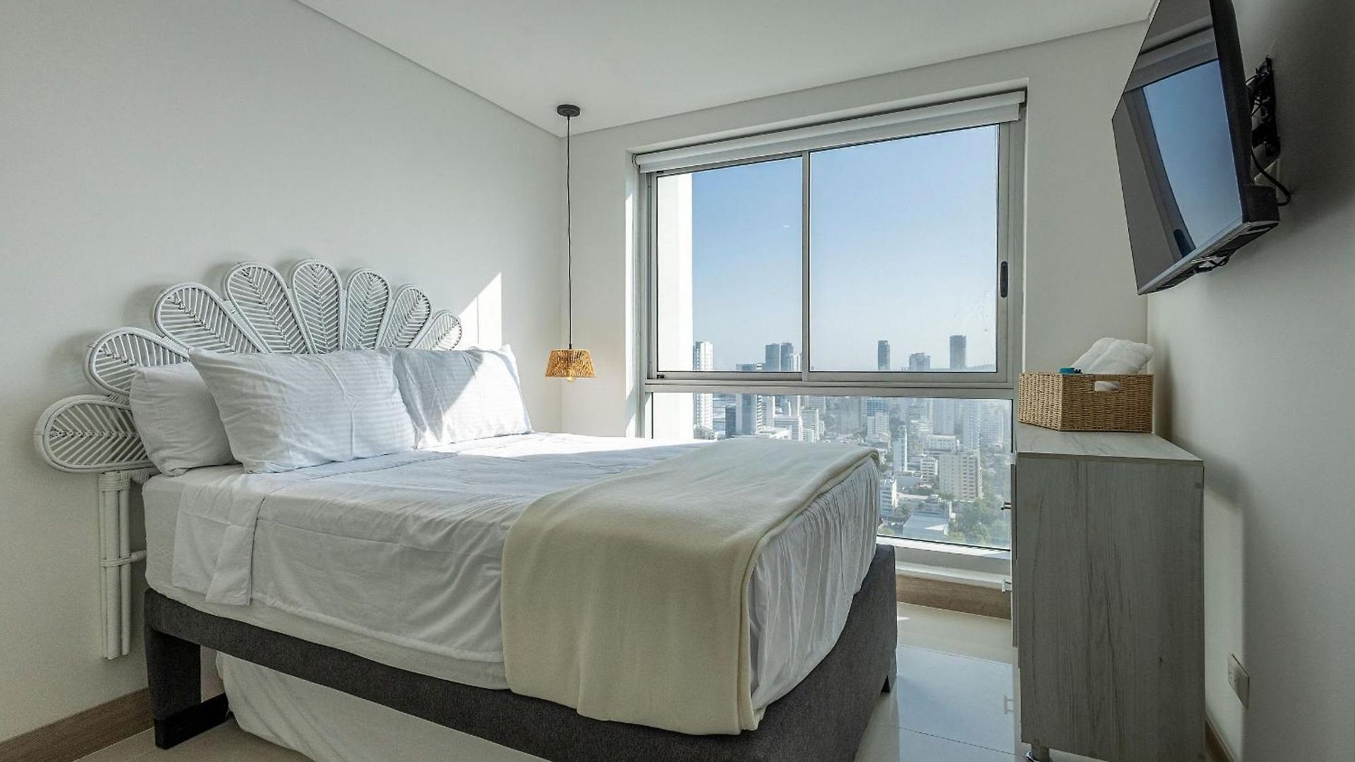 Apartamento Laurhomes Laguito Floor 33, 3hbt *