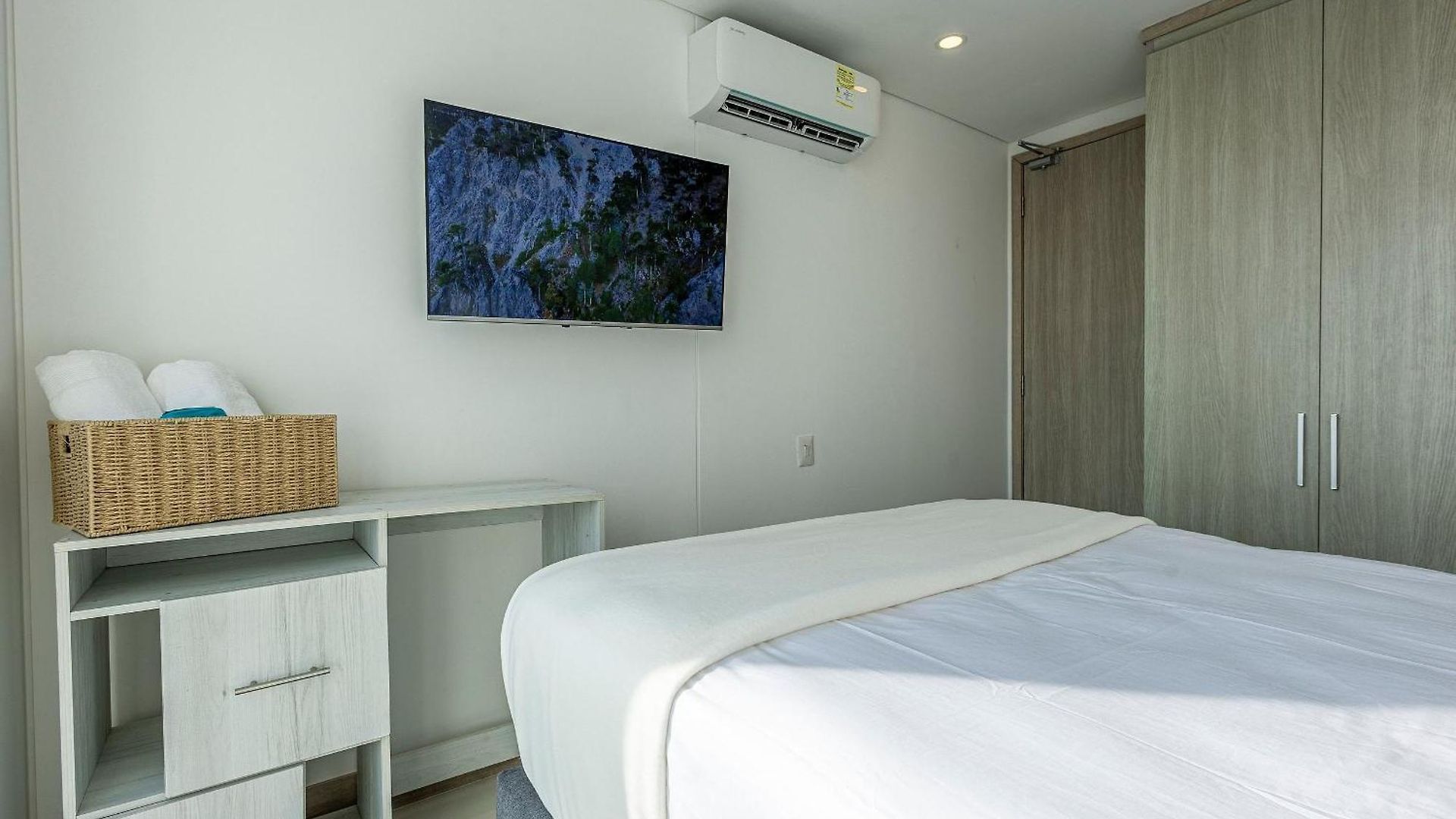 Laurhomes Laguito Floor 33, 3hbt Apartamento *