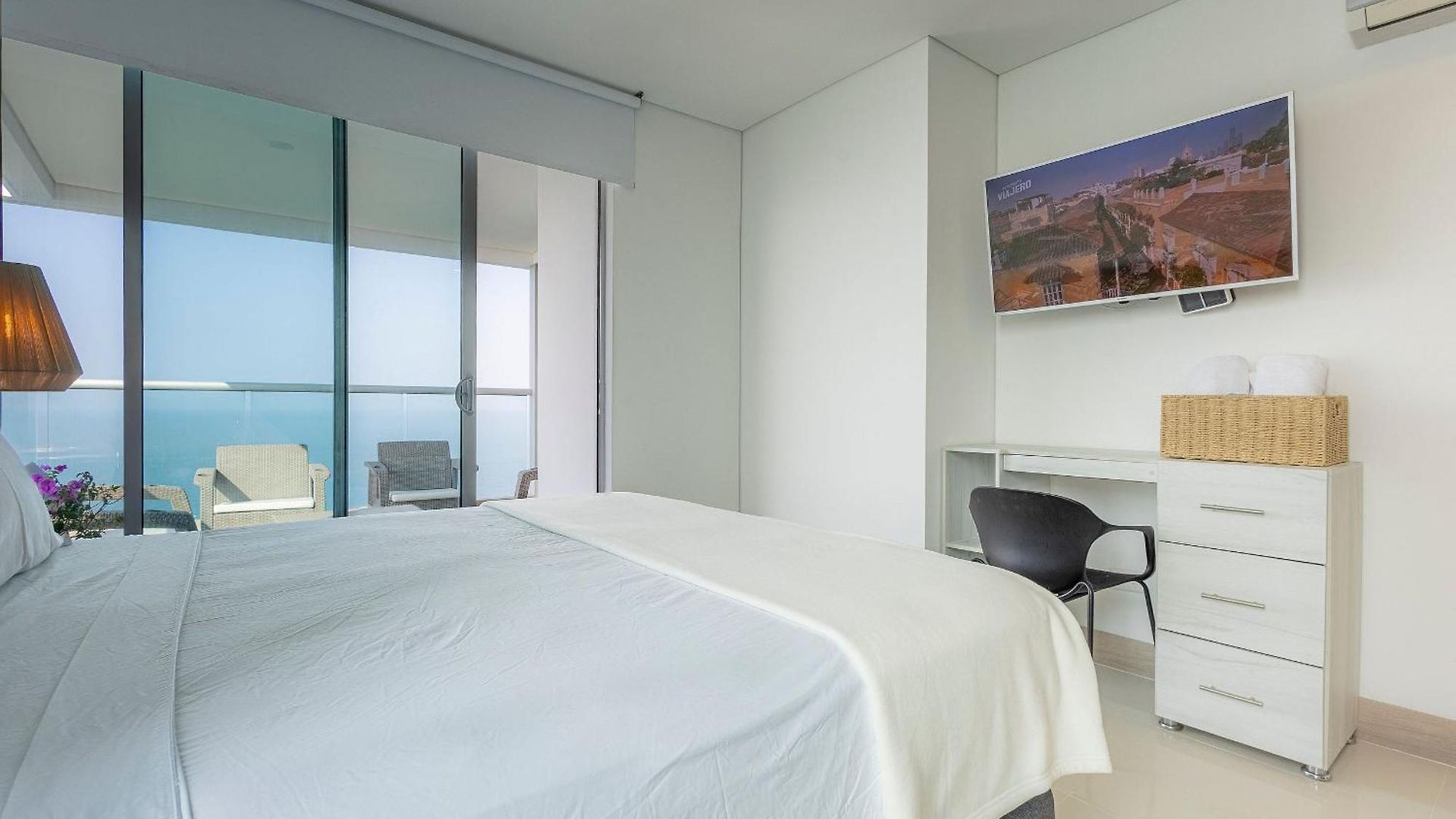 Laurhomes Laguito Floor 33, 3hbt * Cartagena