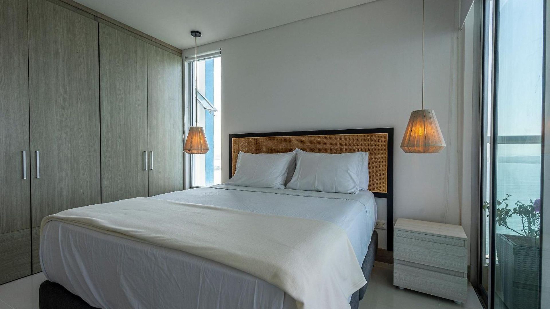 Laurhomes Laguito Floor 33, 3hbt *