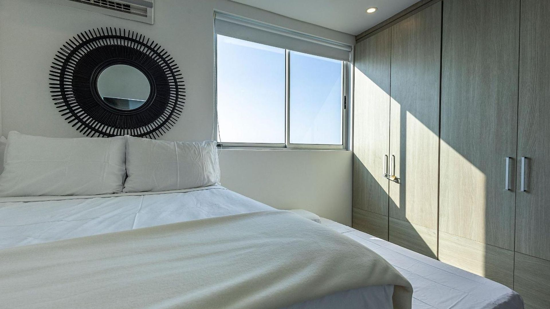Laurhomes Laguito Floor 33, 3hbt Cartagena
