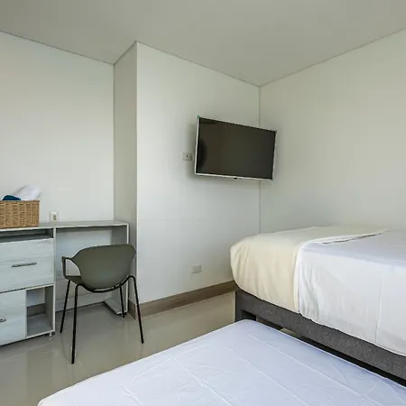 Laurhomes Laguito Floor 33, 3hbt Cartagena