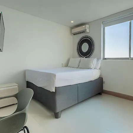 Apartamento Laurhomes Laguito Floor 33, 3hbt *
