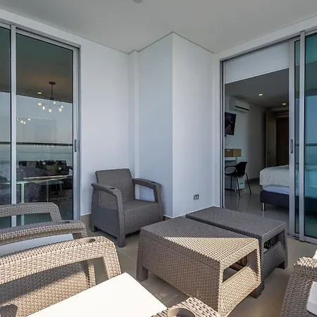Laurhomes Laguito Floor 33, 3hbt * Cartagena