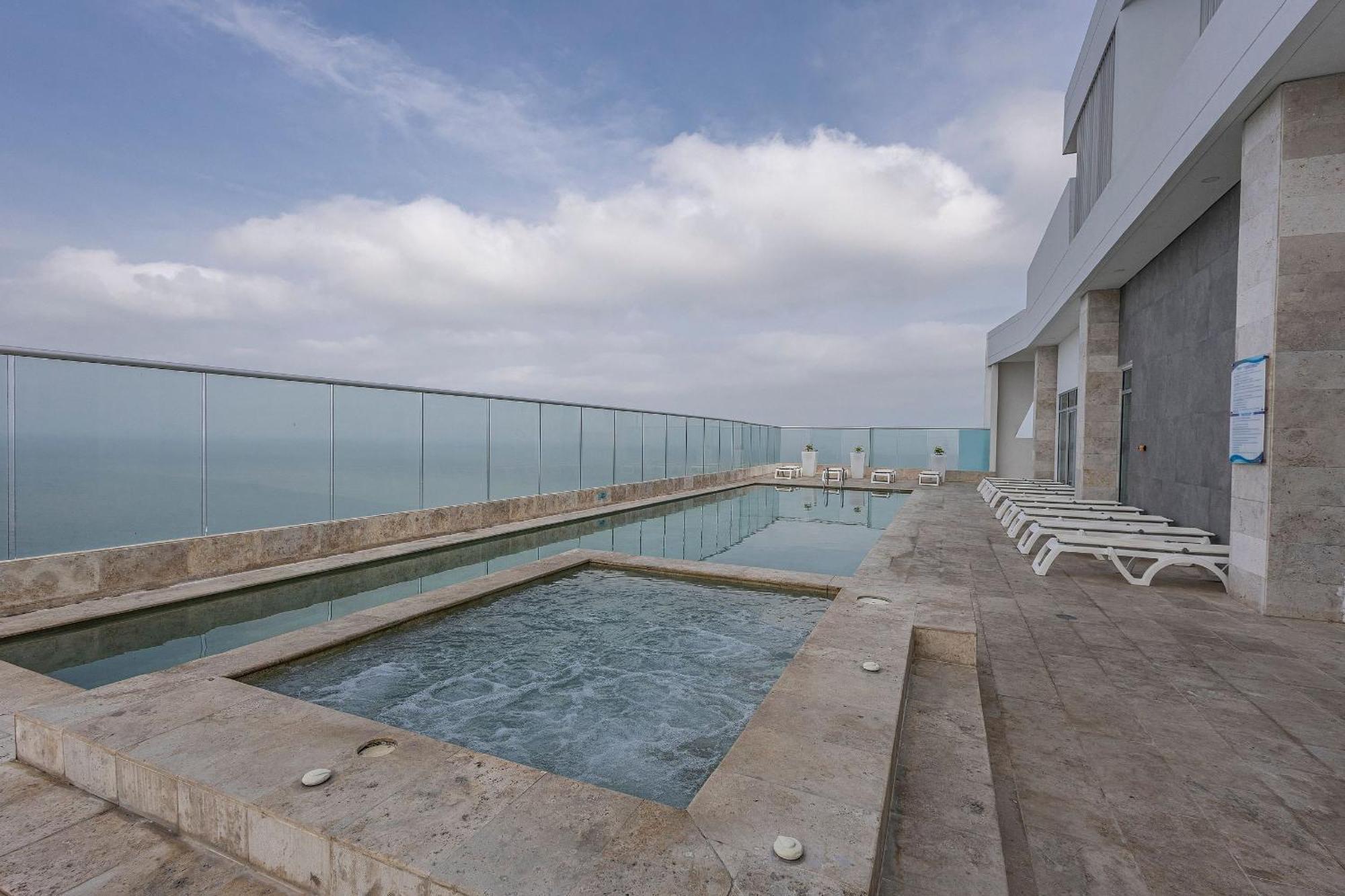 Laurhomes Laguito Floor 33, 3hbt Cartagena