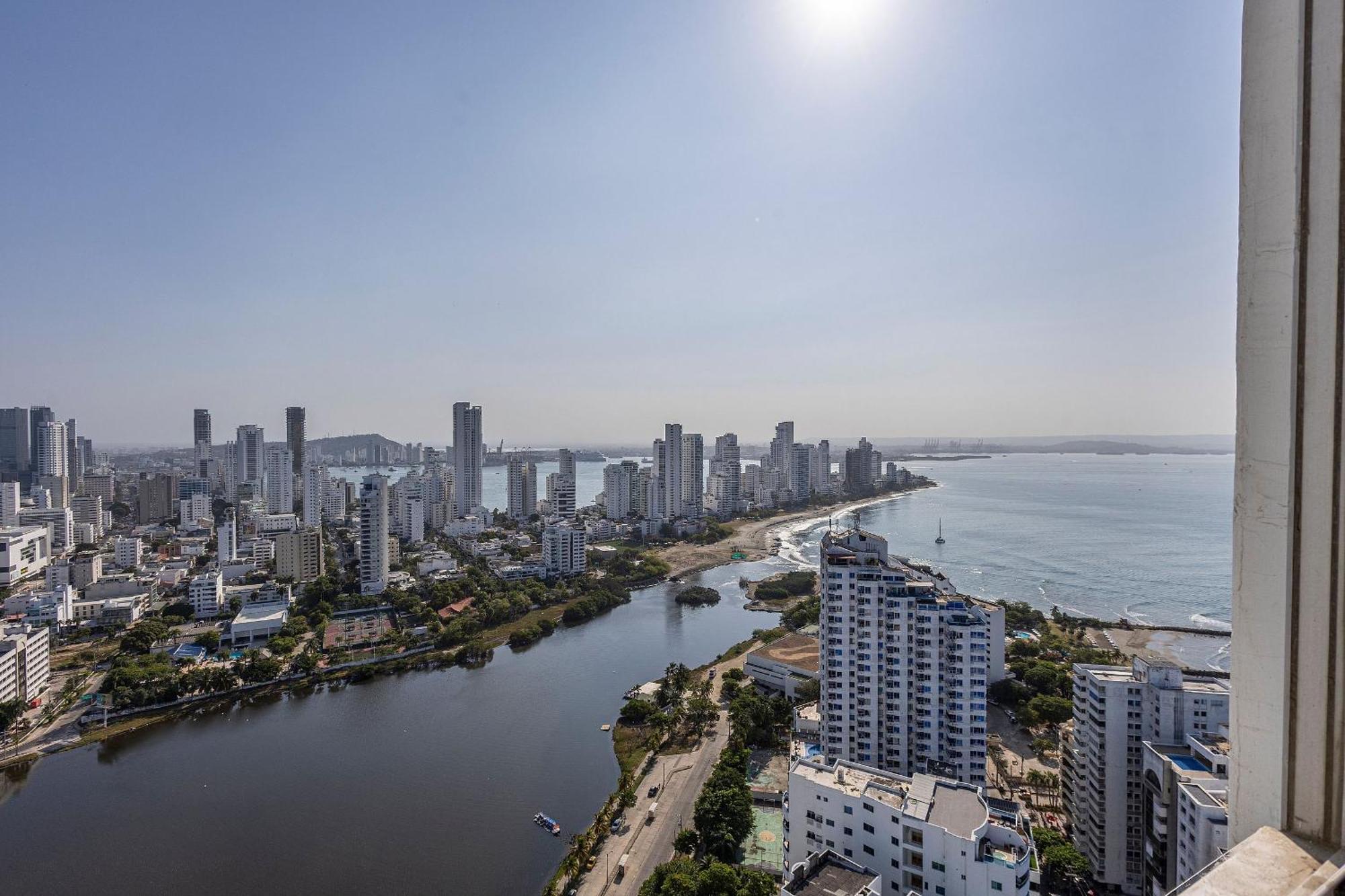 Laurhomes Laguito Floor 33, 3hbt