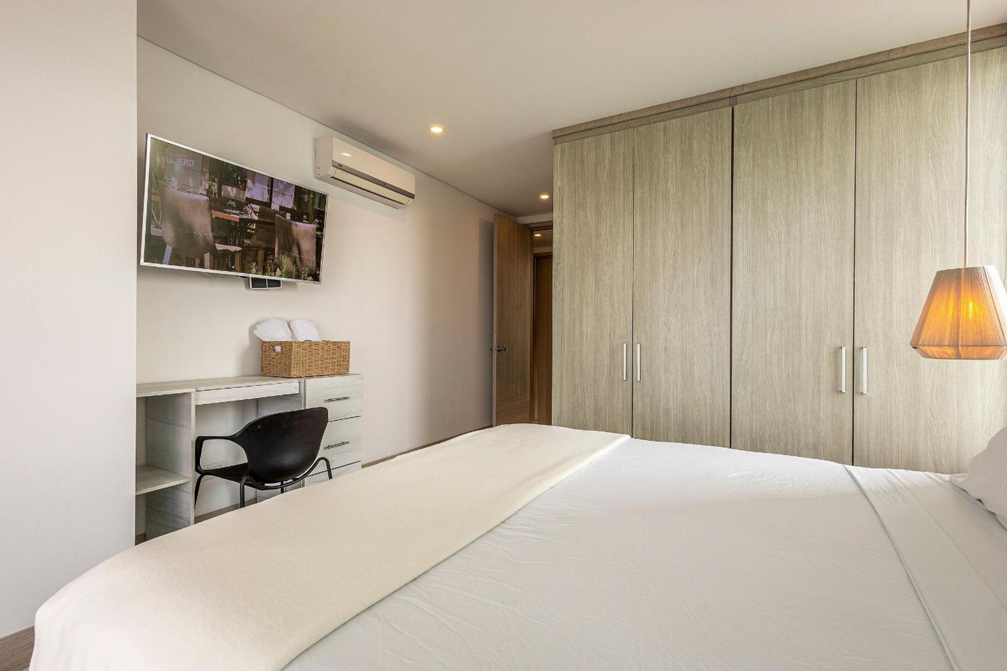 Laurhomes Laguito Floor 33, 3hbt Cartagena